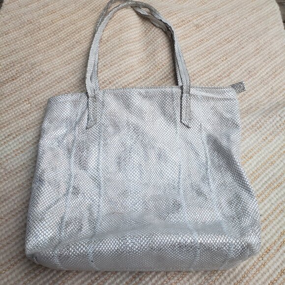 Sondra Roberts Squared silver shoulder bag - Picture 2 of 9